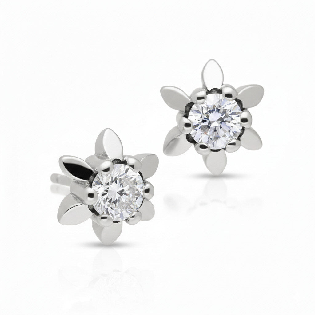 Kolczyki z białego złota z brylantami na sztyft klasyczne kwiatki - GESELLE Jubiler
